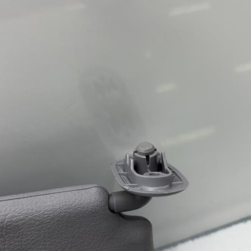 Pare soleil droit RENAULT MEGANE 1 Photo n°3