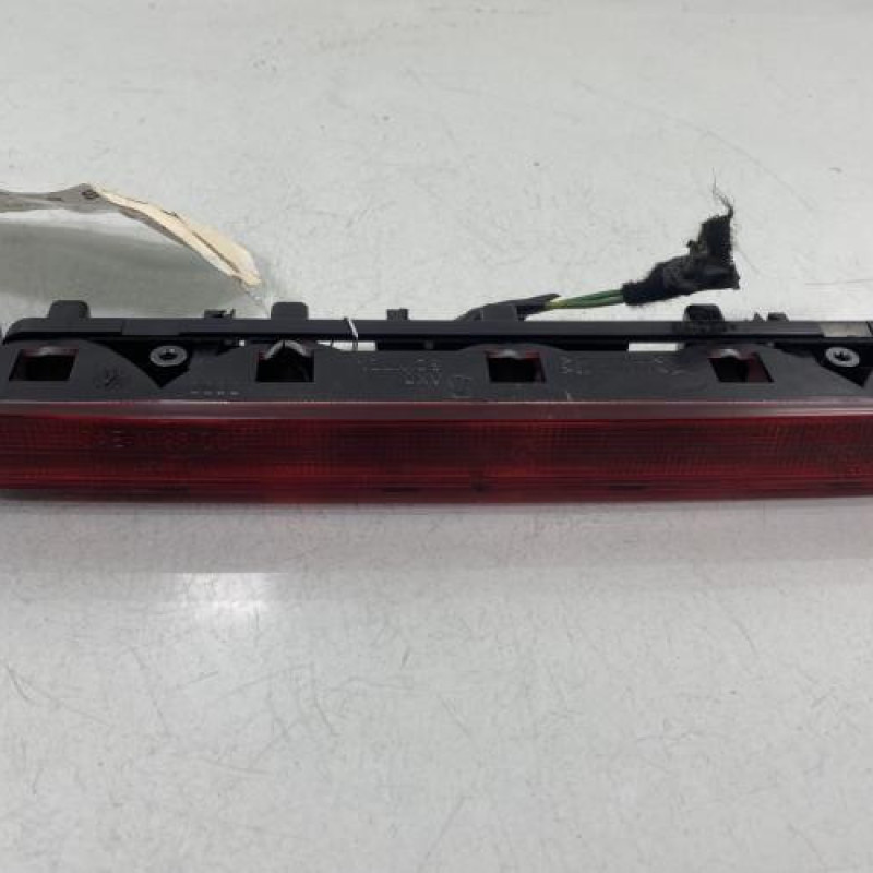 Feu arriere stop central CITROEN XSARA PICASSO Photo n°2