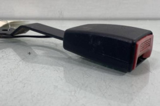 Attache ceinture avant gauche RENAULT CLIO 3