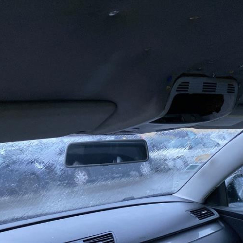 Feu arriere stop central VOLKSWAGEN PASSAT 5 Photo n°16