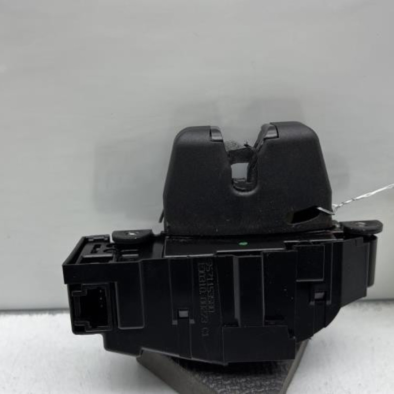 Serrure de coffre PEUGEOT 308 1 Photo n°1