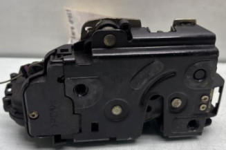 Serrure arriere droit VOLKSWAGEN GOLF 4 Photo n°1