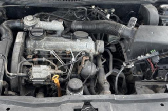 Serrure arriere droit VOLKSWAGEN GOLF 4