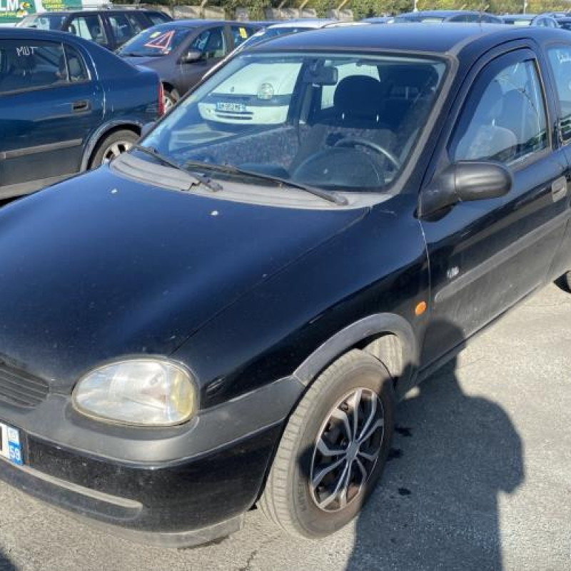 Feu arriere principal gauche (feux) OPEL CORSA B Photo n°4