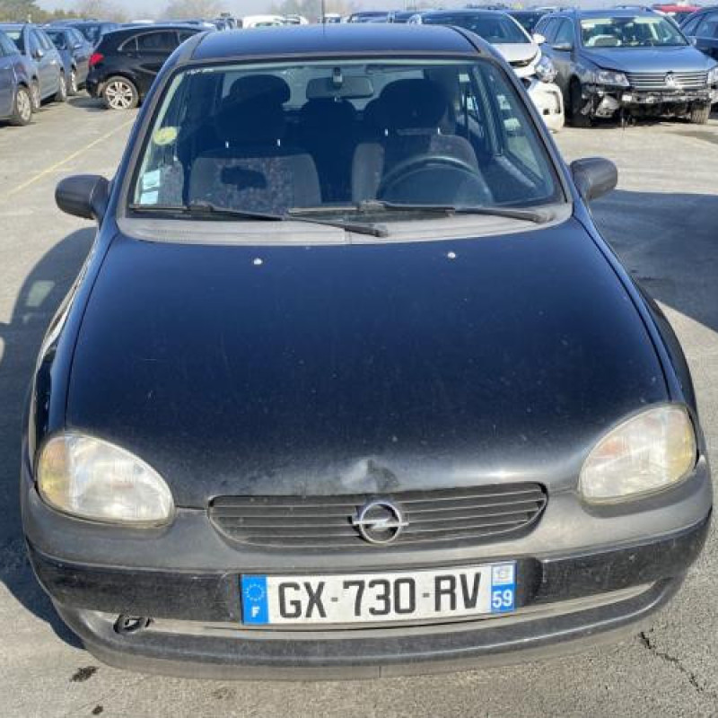 Feu arriere principal gauche (feux) OPEL CORSA B Photo n°11