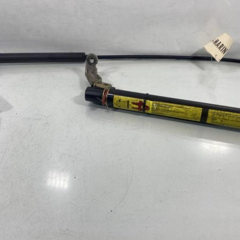 Pretensionneur de ceinture avant droit OPEL CORSA B Photo n°1