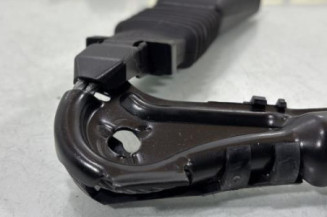 Pretensionneur de ceinture avant gauche OPEL CORSA B