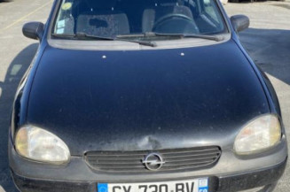 Pretensionneur de ceinture avant gauche OPEL CORSA B
