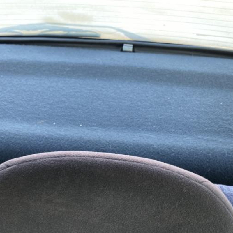 Pretensionneur de ceinture avant gauche OPEL CORSA B Photo n°19