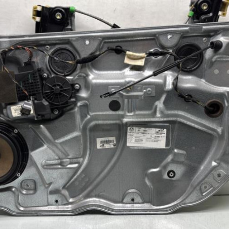 Leve vitre electrique avant droit VOLKSWAGEN POLO 4 Photo n°1