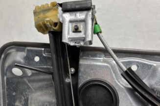 Leve vitre electrique avant droit VOLKSWAGEN POLO 4