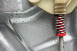 Leve vitre electrique avant gauche VOLKSWAGEN POLO 4