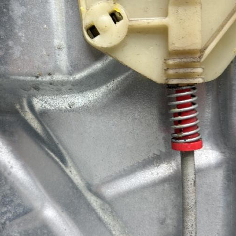 Leve vitre electrique avant gauche VOLKSWAGEN POLO 4 Photo n°5