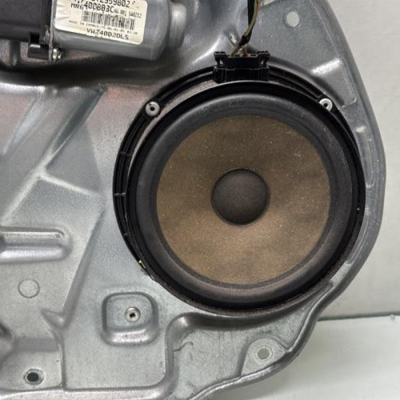 Leve vitre electrique avant gauche VOLKSWAGEN POLO 4 Photo n°13