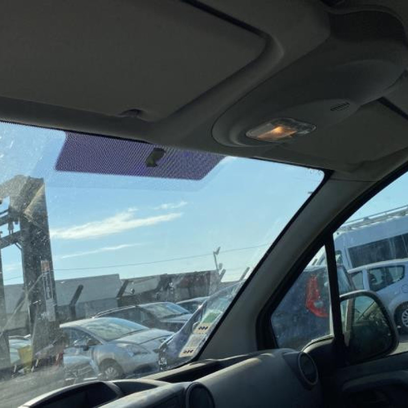 Serrure avant gauche CITROEN BERLINGO 2 Photo n°17