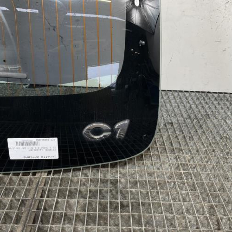 Lunette arriere CITROEN C1 1 Photo n°4