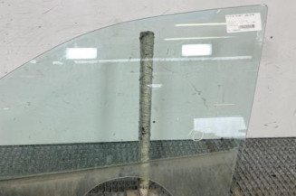 Vitre avant gauche CHEVROLET ORLANDO Photo n°1