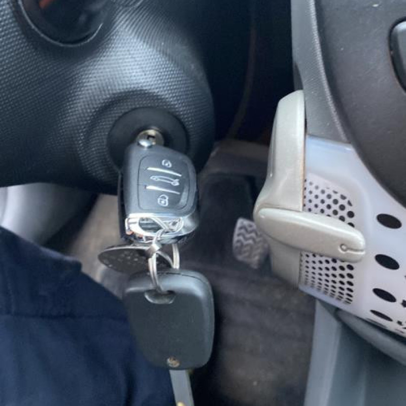 Porte arriere droit CITROEN C1 1 Photo n°17