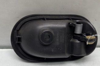 Poignee interieur avant gauche DACIA SANDERO 1