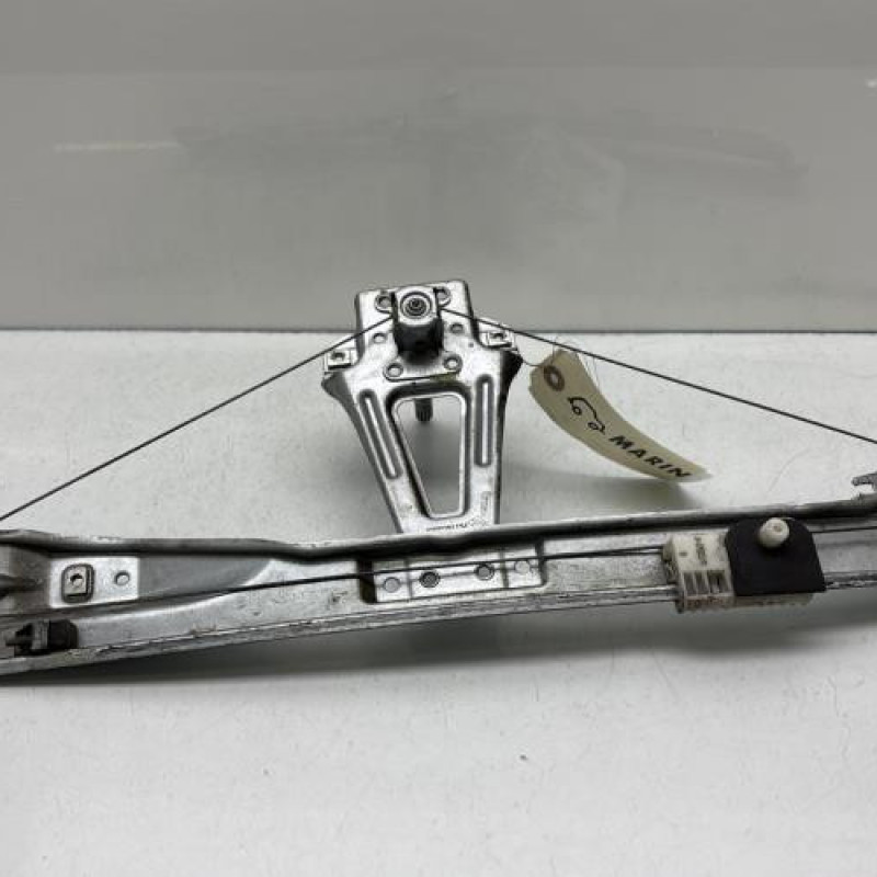 Leve vitre mecanique arriere gauche RENAULT CLIO 3 Photo n°4