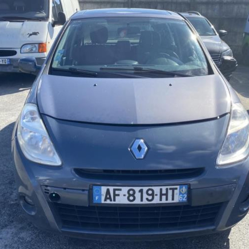 Leve vitre mecanique arriere gauche RENAULT CLIO 3 Photo n°8