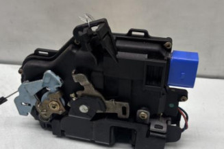 Serrure avant gauche SKODA OCTAVIA 2