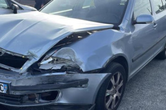 Serrure avant gauche SKODA OCTAVIA 2