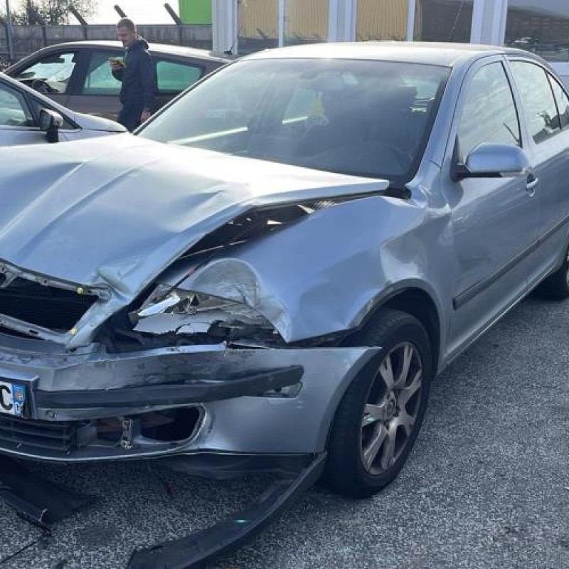 Serrure avant gauche SKODA OCTAVIA 2 Photo n°6