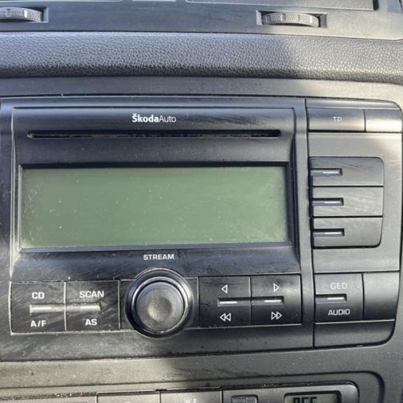 Serrure avant gauche SKODA OCTAVIA 2 Photo n°13