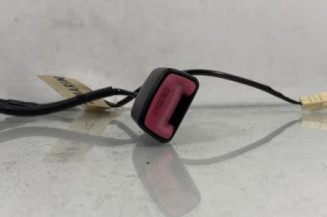 Attache ceinture avant gauche TOYOTA AVENSIS 3 Photo n°1