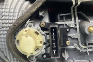 Feu arriere principal droit (feux) TOYOTA YARIS 1