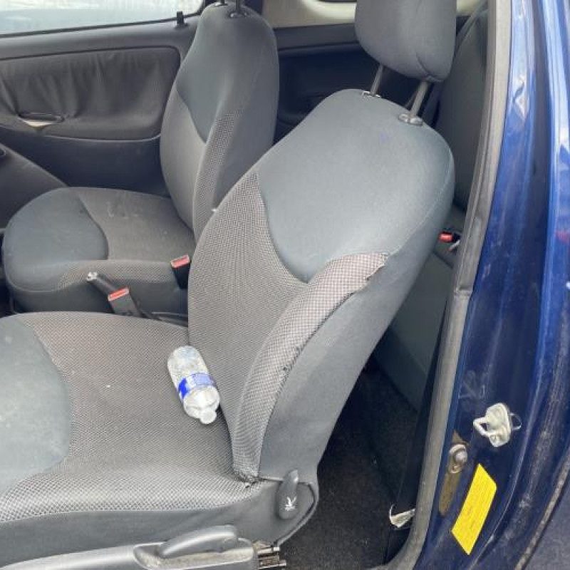 Feu arriere principal droit (feux) TOYOTA YARIS 1 Photo n°14