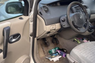 Feu arriere principal gauche (feux) RENAULT SCENIC 2