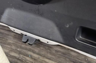 Malle/Hayon arriere PEUGEOT 207