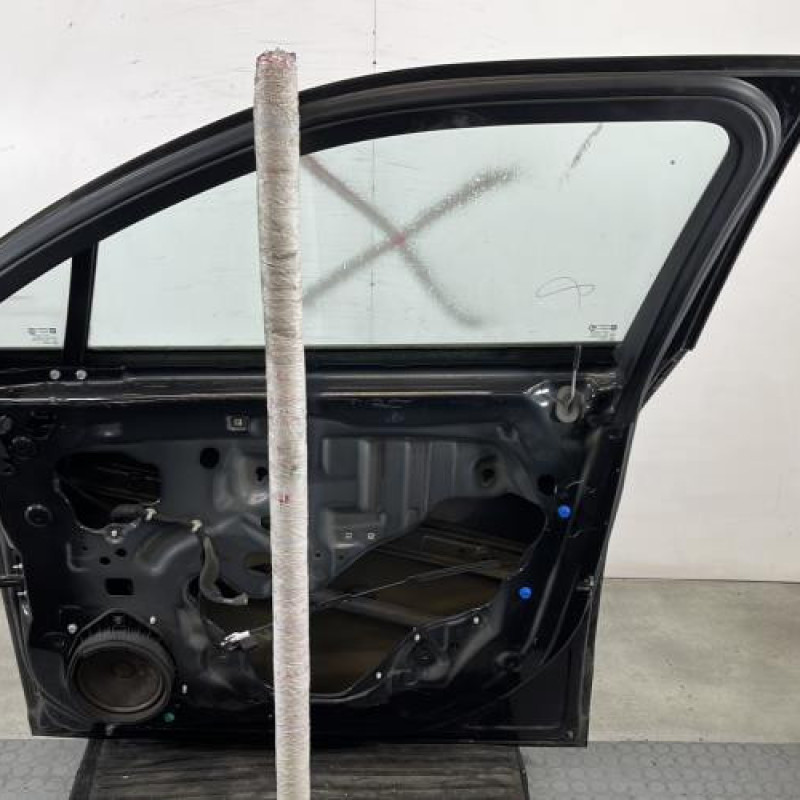 Porte avant droit CHEVROLET ORLANDO Photo n°8