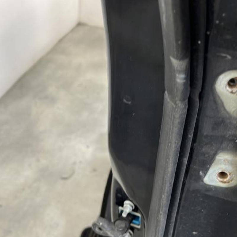 Porte avant gauche CHEVROLET ORLANDO Photo n°4