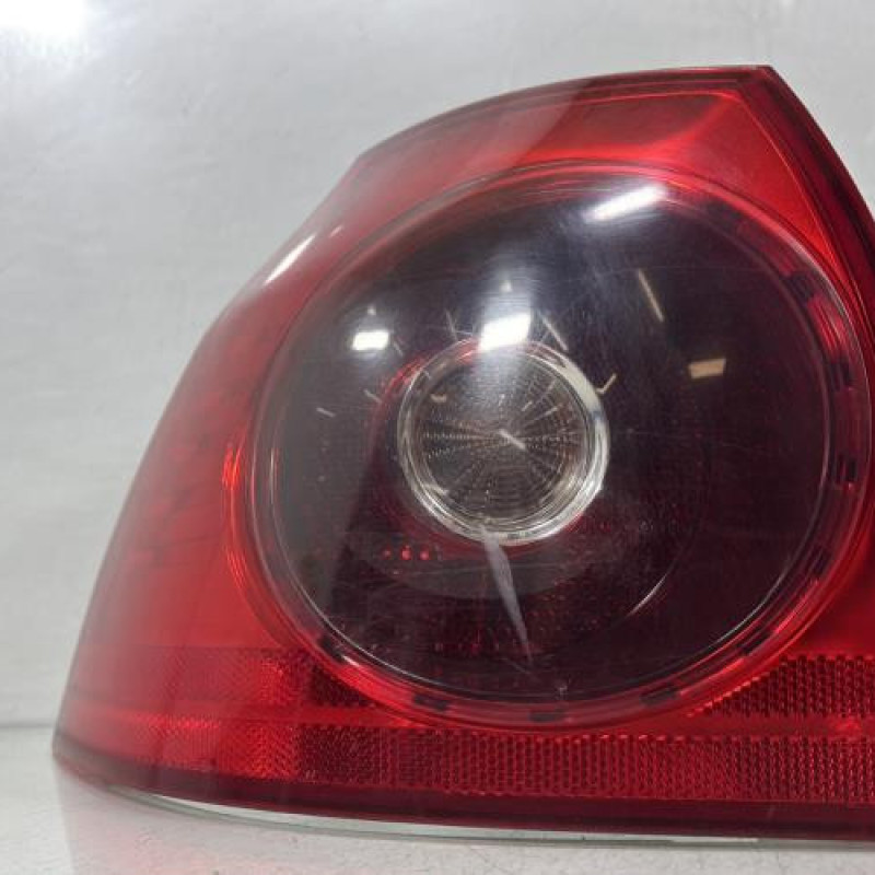 Feu arriere principal gauche (feux) VOLKSWAGEN GOLF 5 Photo n°3