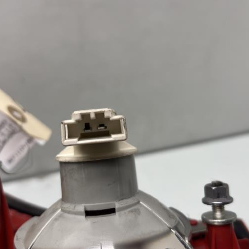 Feu arriere secondaire gauche (feux) VOLKSWAGEN GOLF 5 Photo n°3