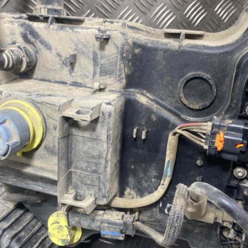 Reservoir AdBlue PEUGEOT PARTNER 2 Photo n°2