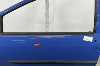Porte avant gauche RENAULT TWINGO 1 Photo n°1
