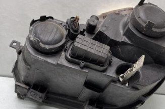 Optique avant principal droit (feux)(phare) VOLKSWAGEN POLO 4