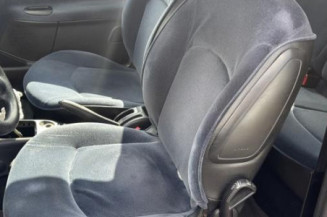 Optique avant principal gauche (feux)(phare) PEUGEOT 206
