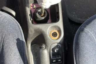 Optique avant principal gauche (feux)(phare) PEUGEOT 206