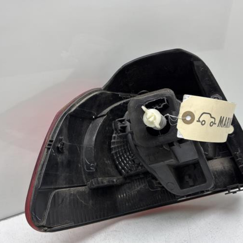 Feu arriere principal droit (feux) VOLKSWAGEN GOLF 6 Photo n°4