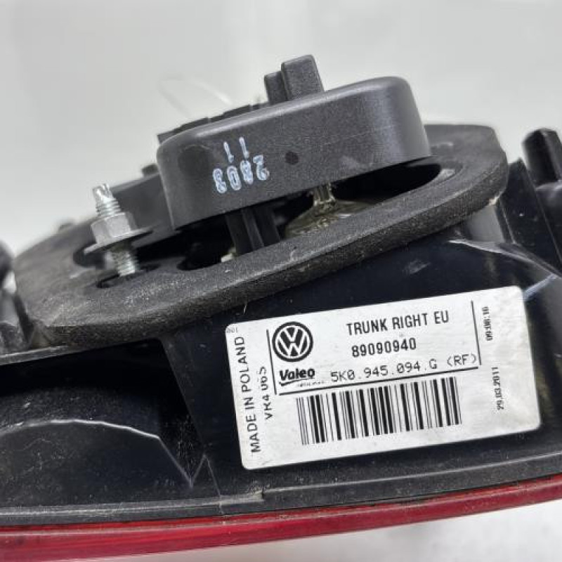 Feu arriere secondaire droit (feux) VOLKSWAGEN GOLF 6 Photo n°4