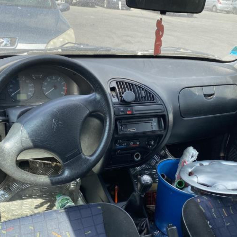 Feu arriere principal droit (feux) CITROEN SAXO Photo n°16