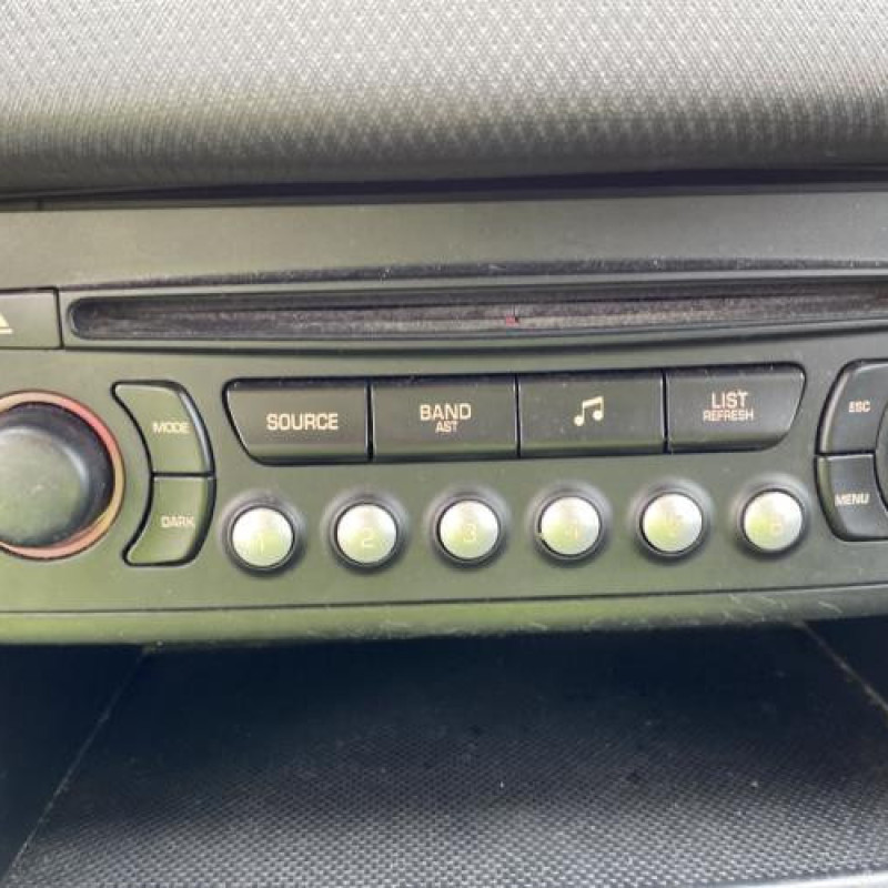 Feu arriere principal gauche (feux) PEUGEOT 207 Photo n°16