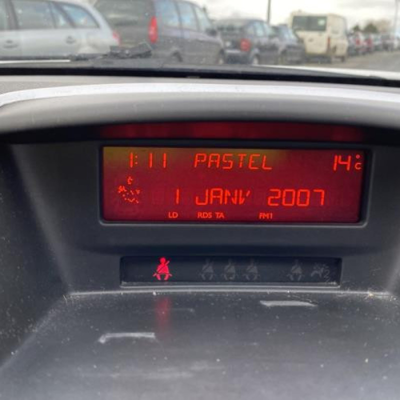 Feu arriere principal gauche (feux) PEUGEOT 207 Photo n°19