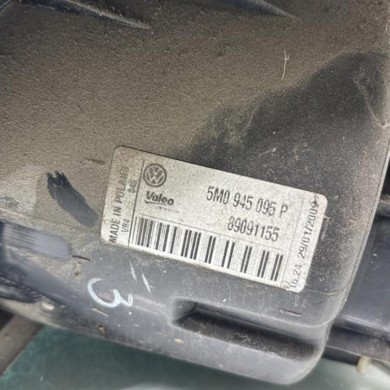 Feu arriere principal gauche (feux) VOLKSWAGEN GOLF PLUS Photo n°3