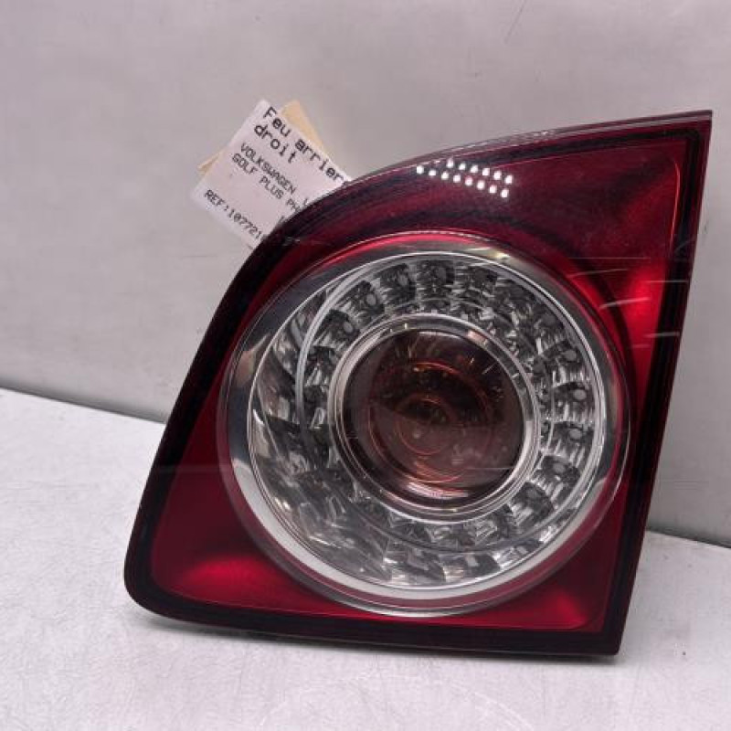 Feu arriere secondaire droit (feux) VOLKSWAGEN GOLF PLUS Photo n°1